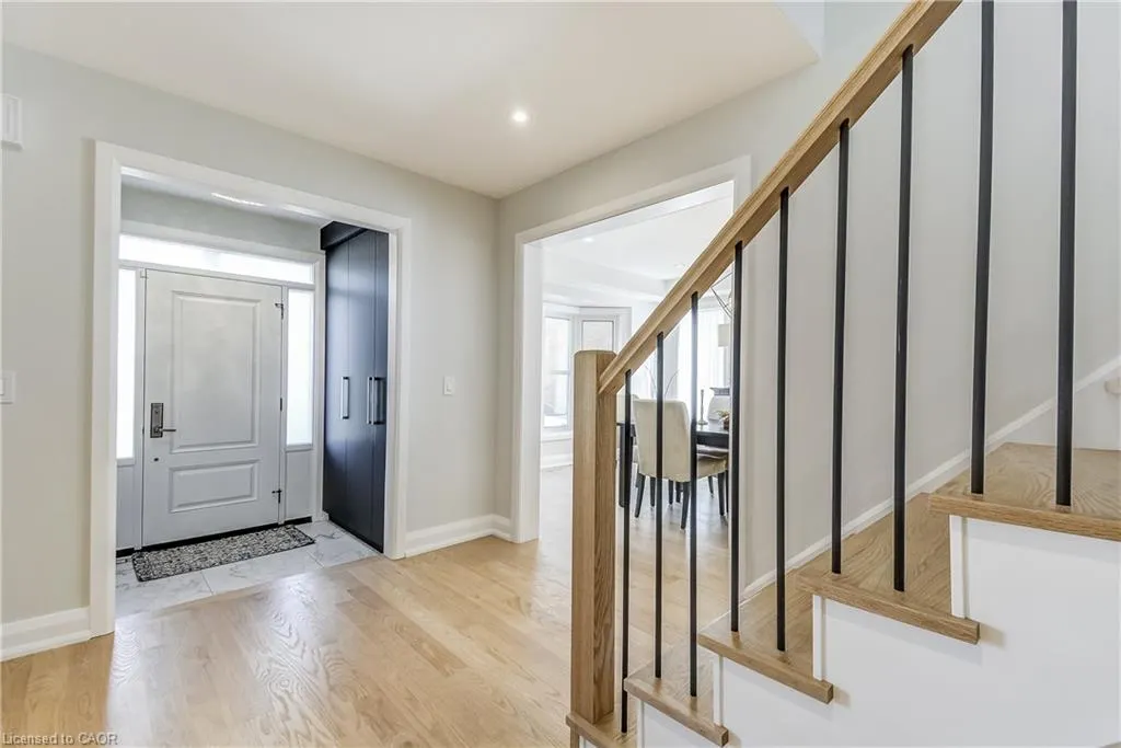 27 Morrison Creek Crescent