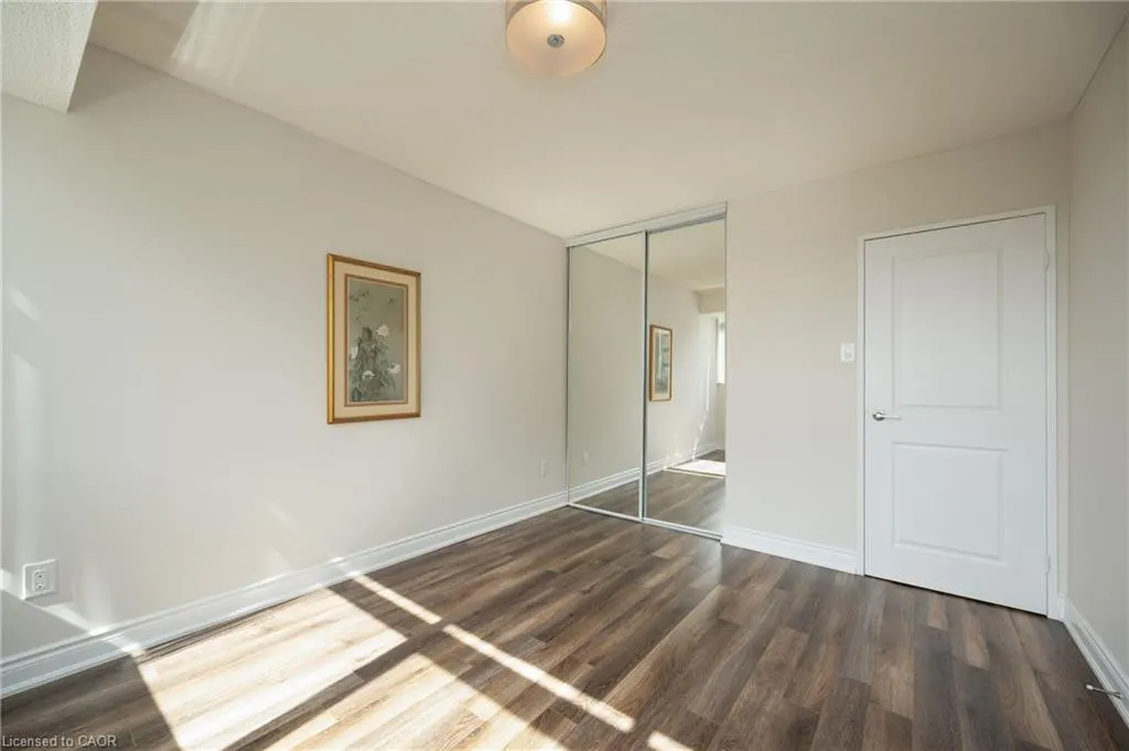 1359 White Oaks Boulevard, #804