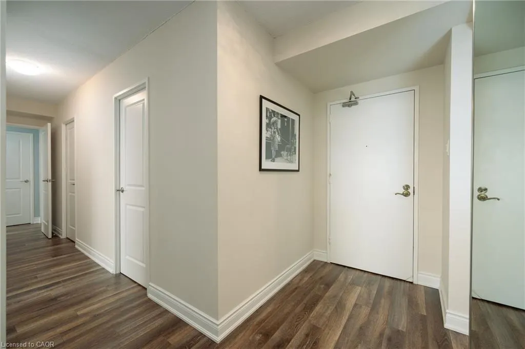1359 White Oaks Boulevard, #804