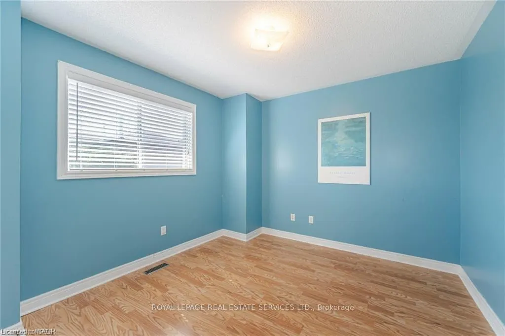 125 Ferndale Drive S