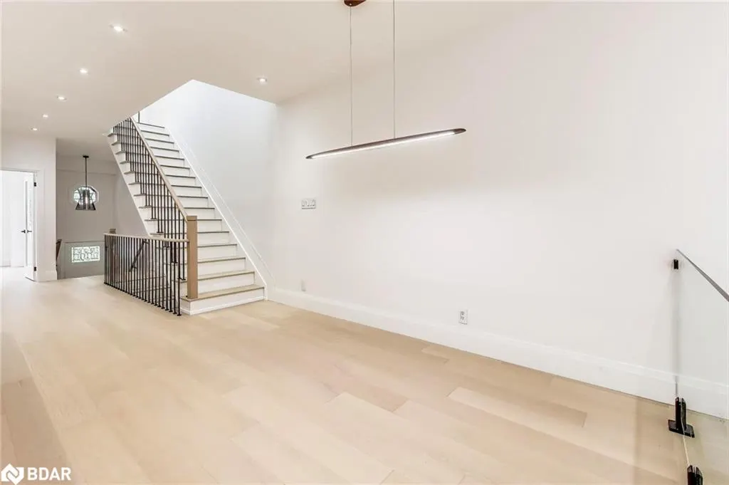 23 Mitchell Avenue