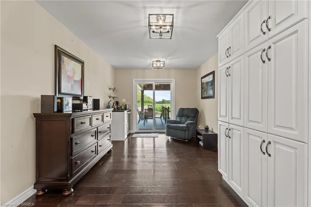 3168 Swimming Pool Road