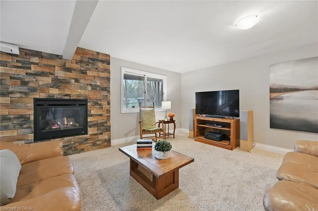 768 King Road