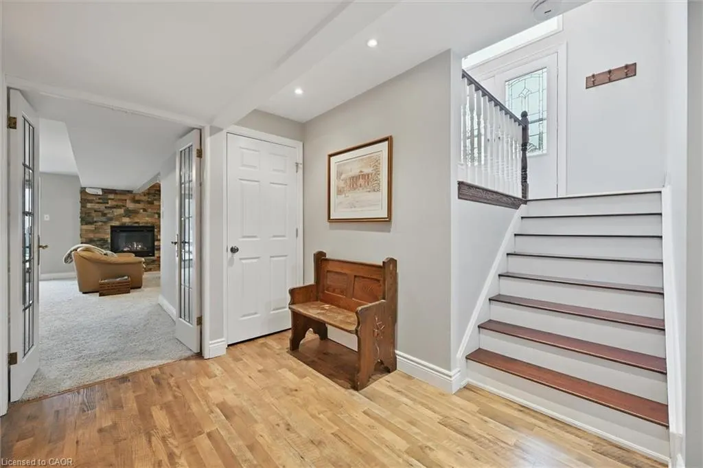 768 King Road