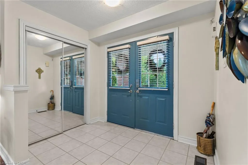 251 Hawkswood Trail