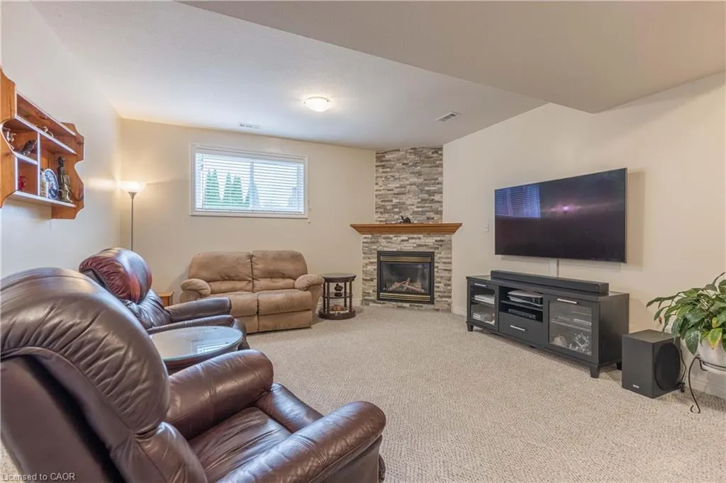 7229 Parkside Road