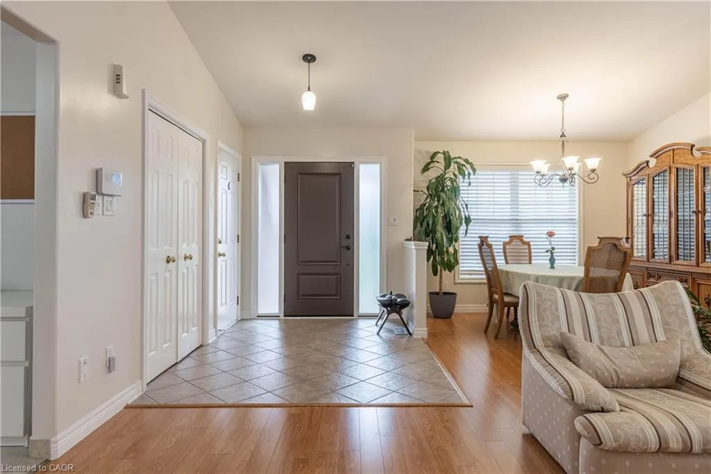 7229 Parkside Road