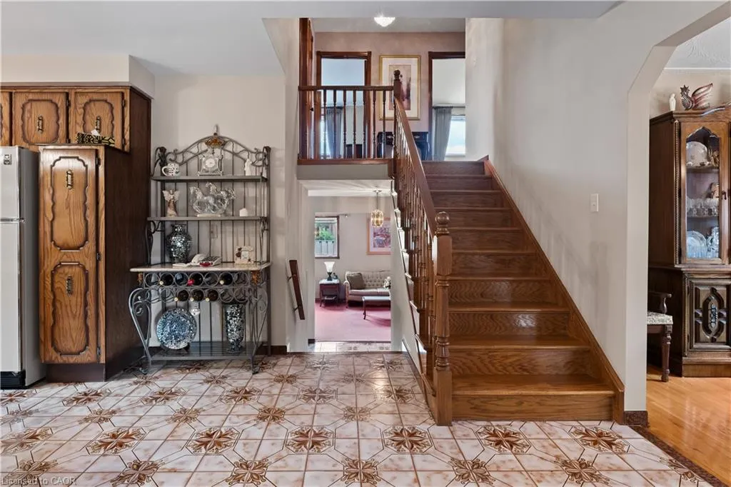 14 Valrose Drive