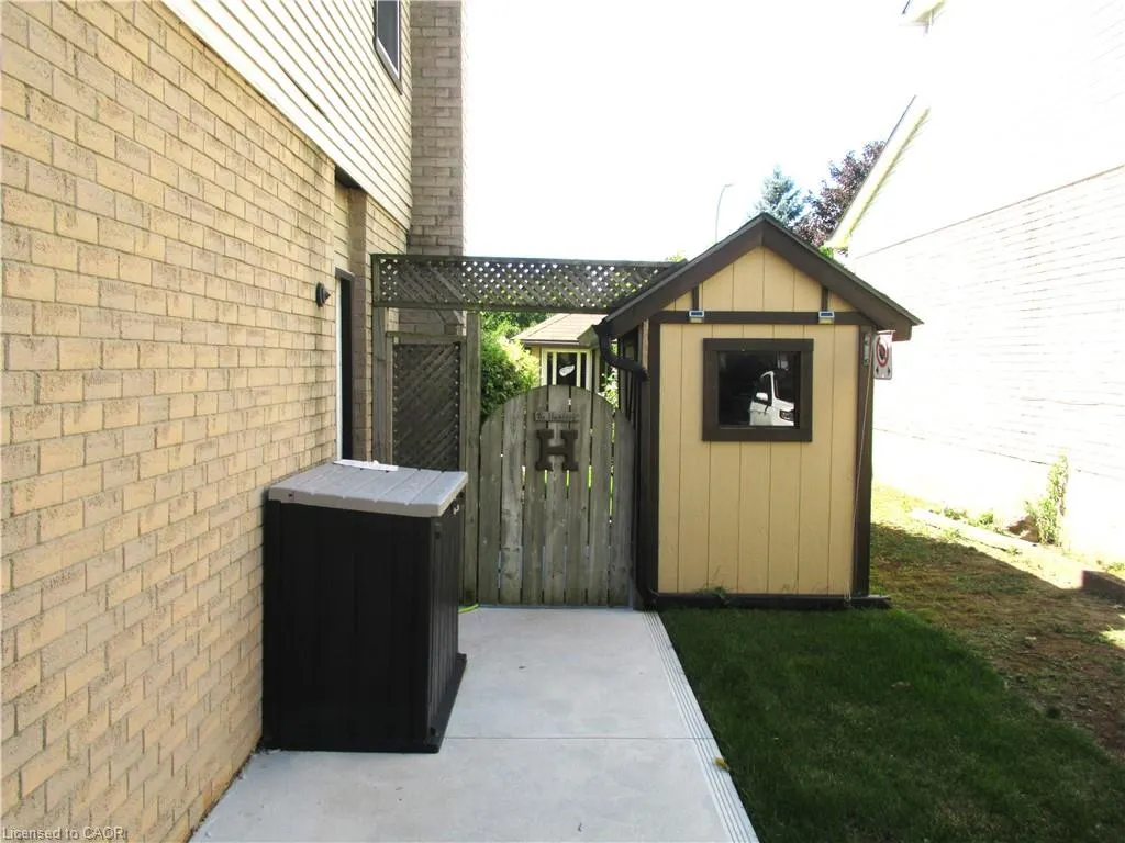 1 Agawam Court