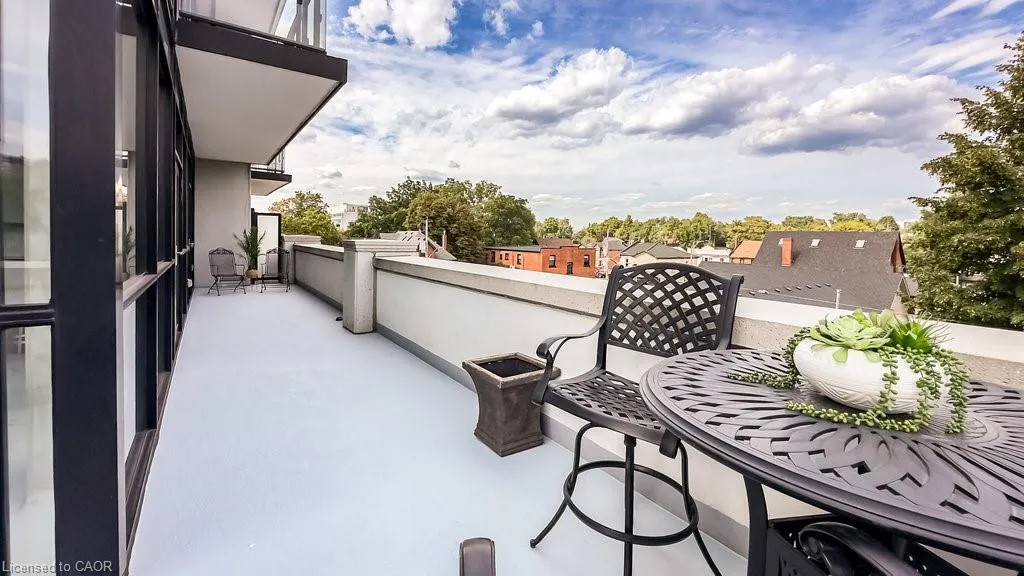 101 Locke Street Street S, #312