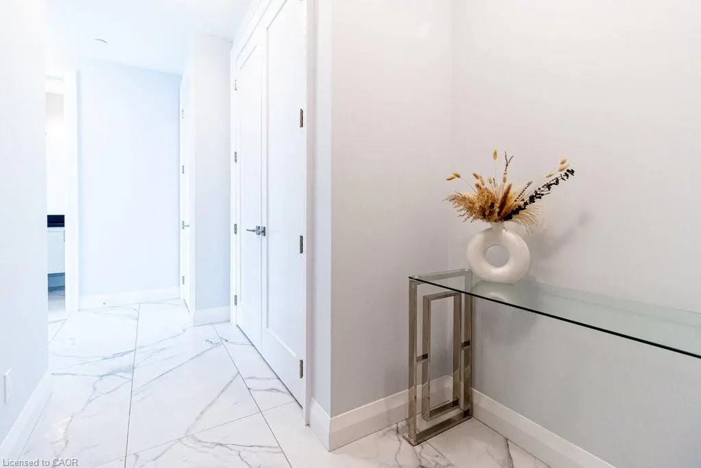 101 Locke Street Street S, #312