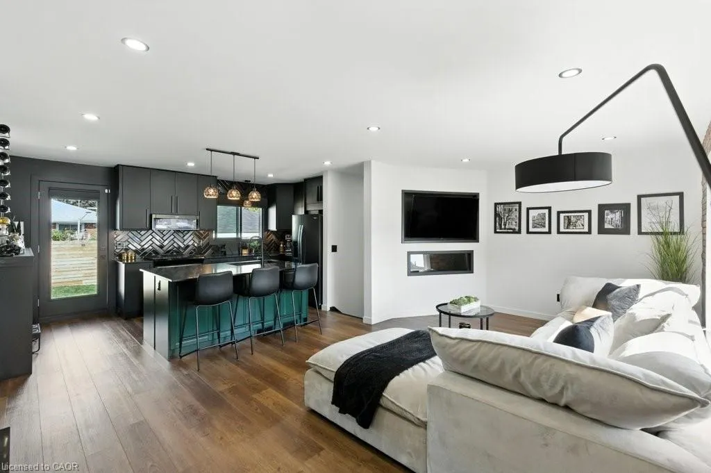30 Cloke Court