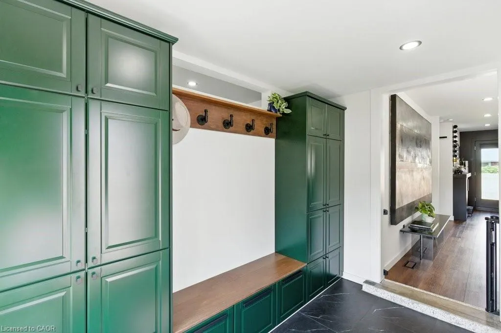 30 Cloke Court