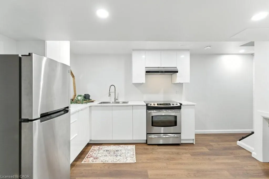 30 Cloke Court