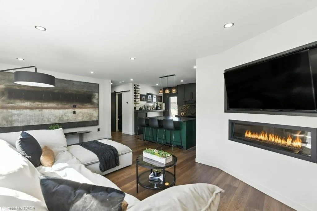 30 Cloke Court