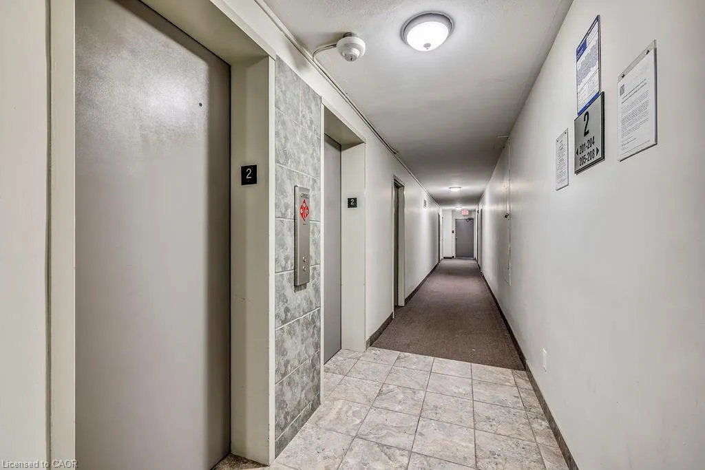 1950 Main Street W, #202
