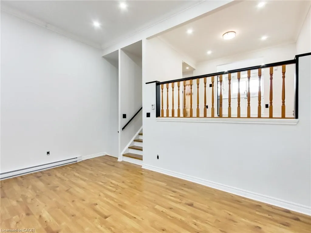 31 Briar Path