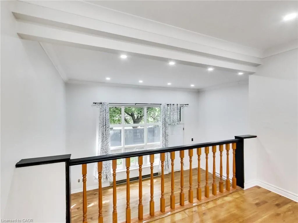 31 Briar Path