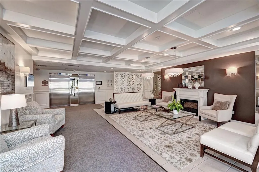 265 Westmount Place, #210