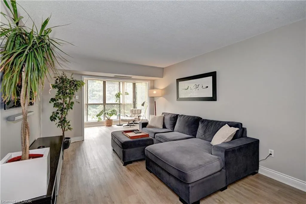265 Westmount Place, #210