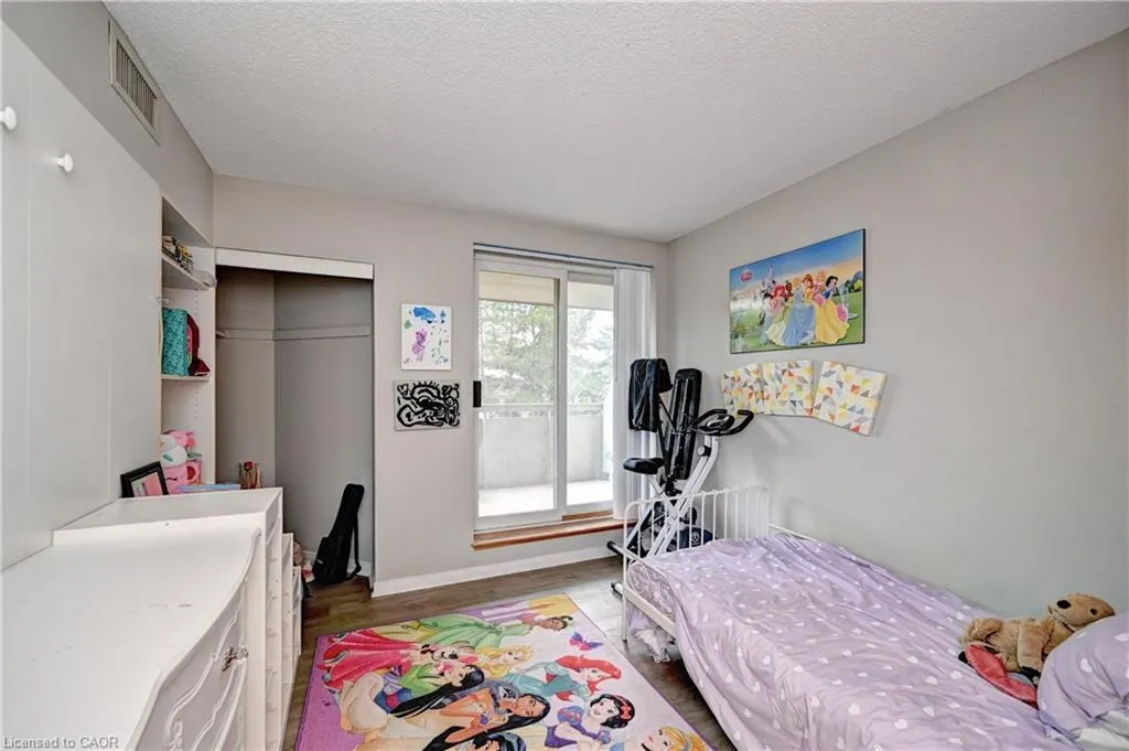 265 Westmount Place, #210
