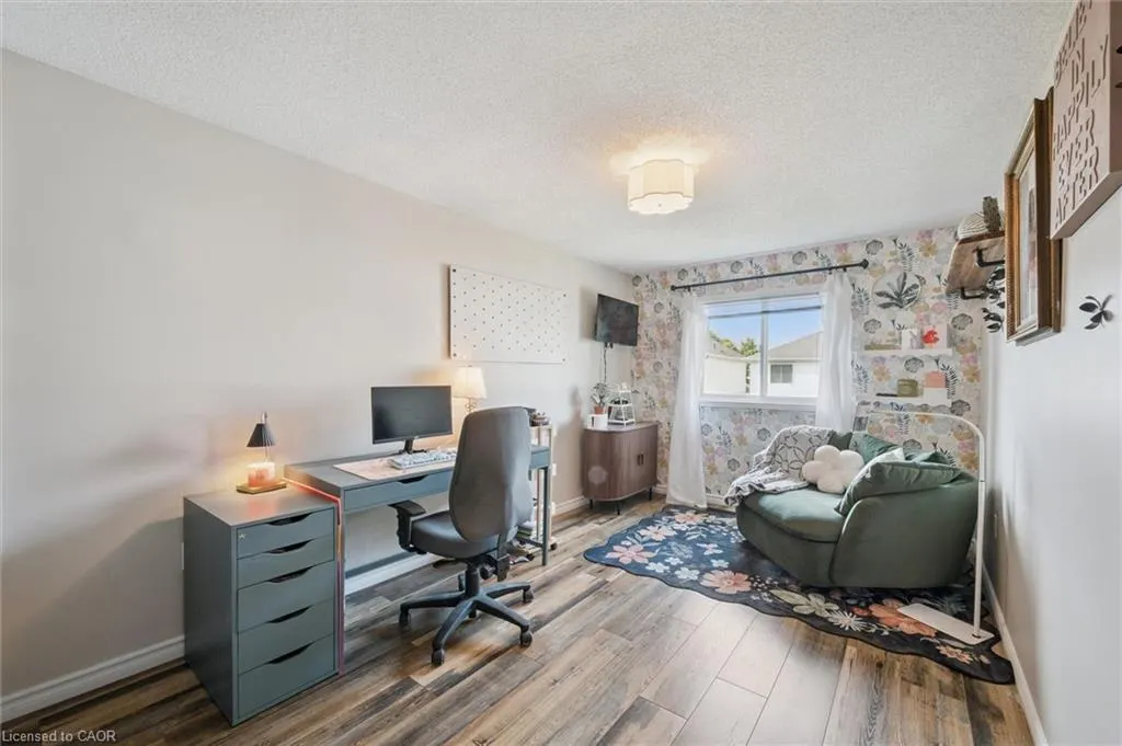 76 Elma Place