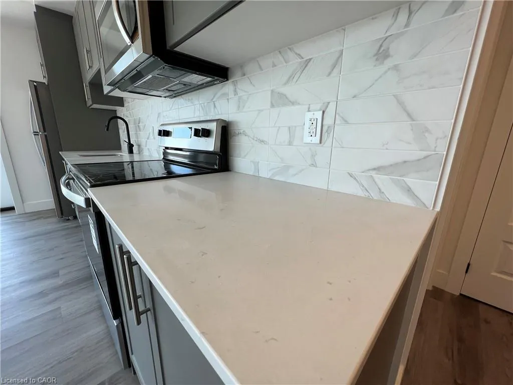 1101 Lackner Place, #211
