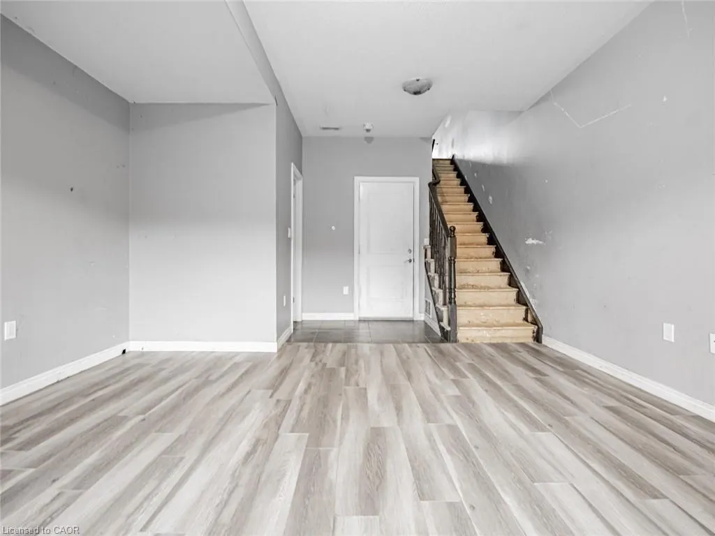 60 Bloom Crescent, #28