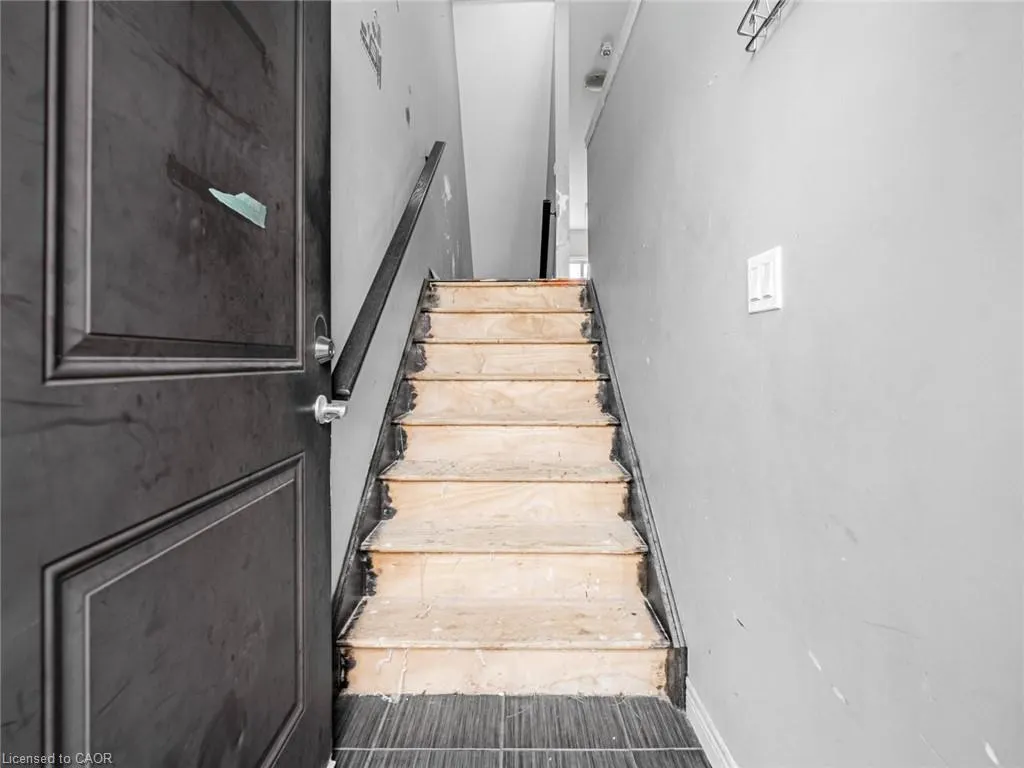 60 Bloom Crescent, #28