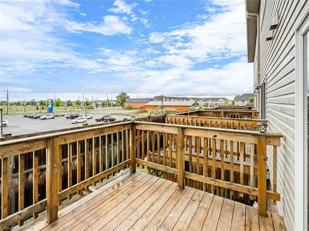 60 Bloom Crescent, #28