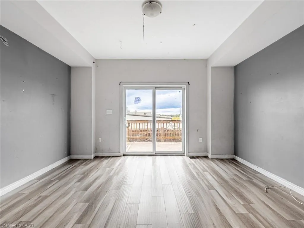 60 Bloom Crescent, #28