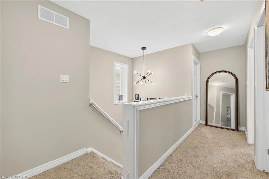 110 Oakes Crescent