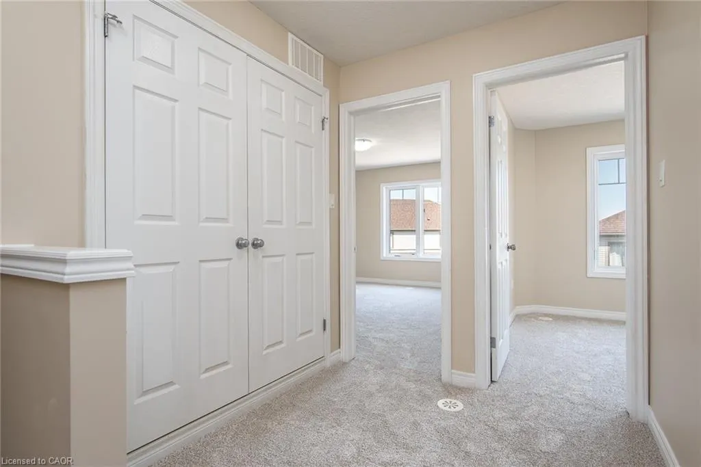 70 Willowrun Drive, #H 3
