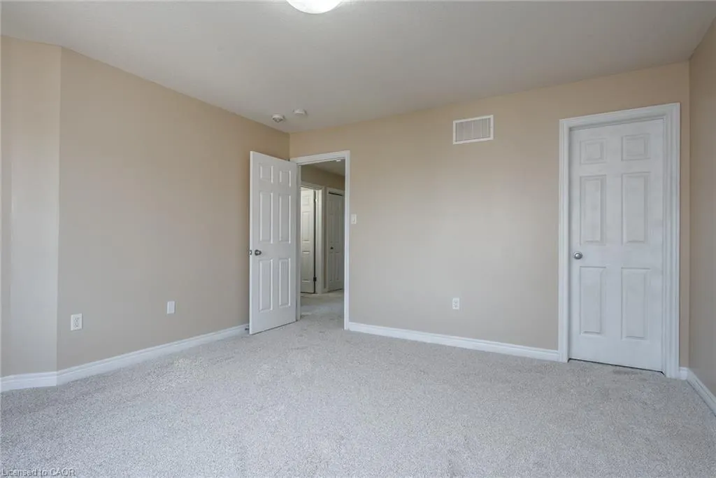 70 Willowrun Drive, #H 3