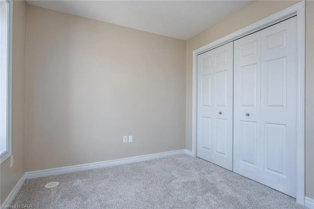 70 Willowrun Drive, #H 3