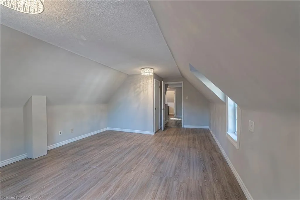 12 Maple Avenue