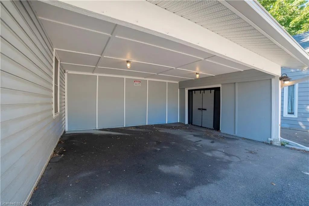 12 Maple Avenue
