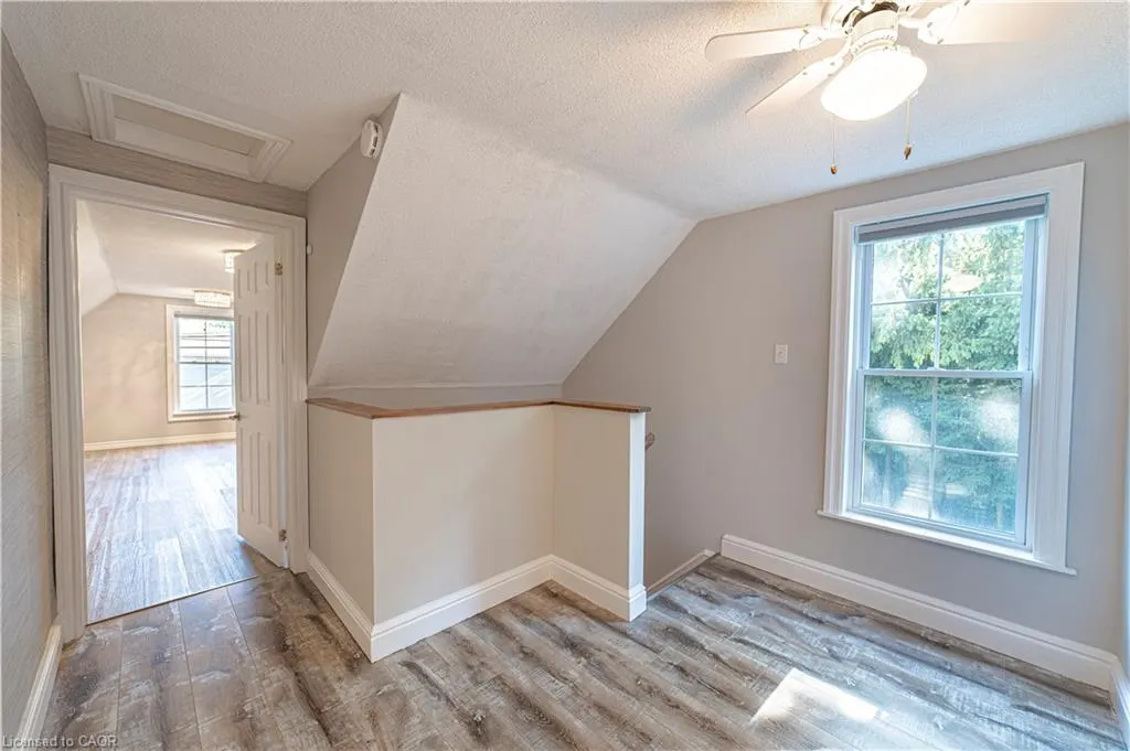 12 Maple Avenue