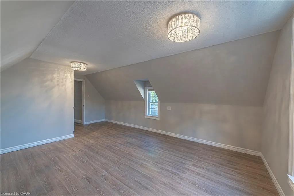 12 Maple Avenue