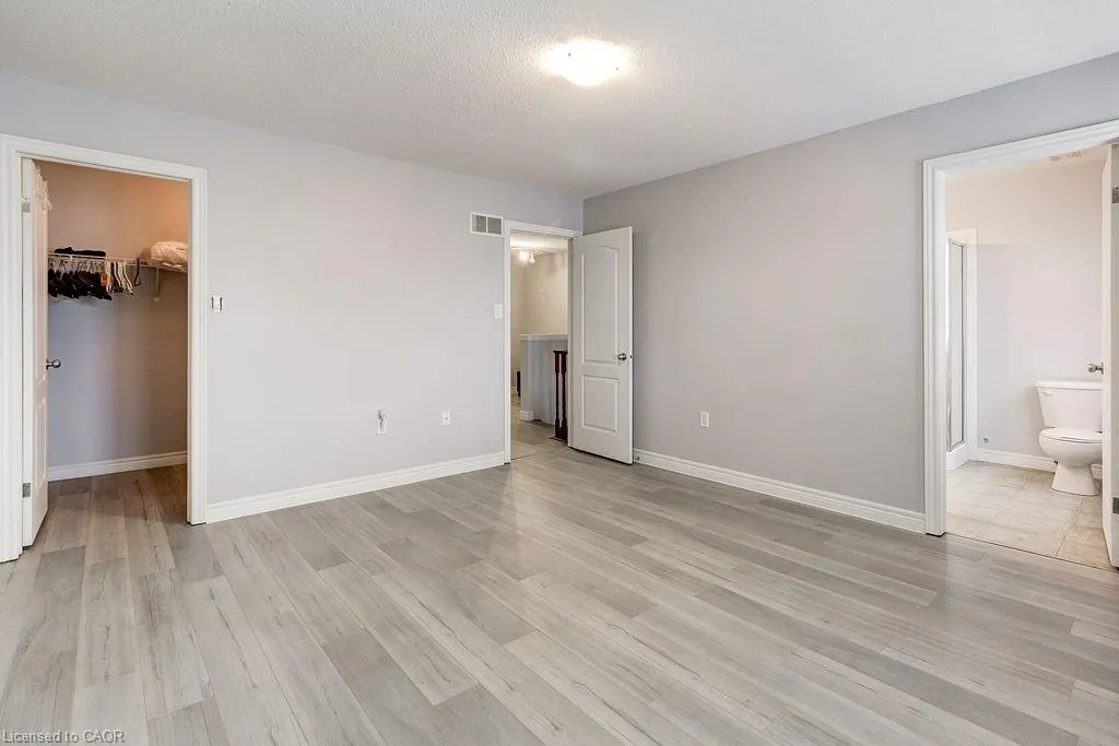 7 Palacebeach Trail