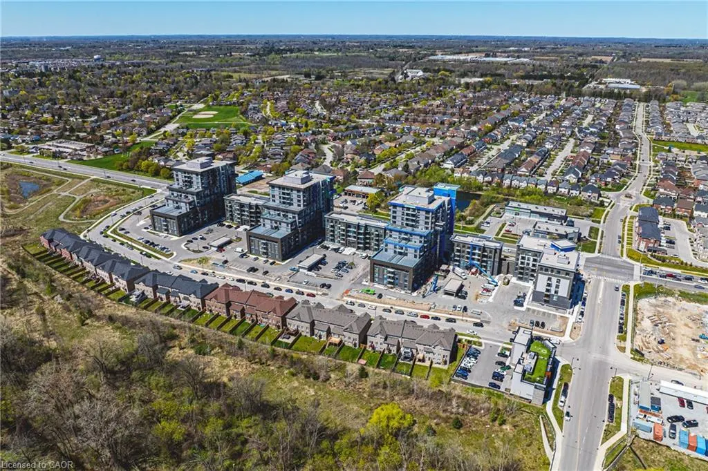 460 Dundas Street E, #327