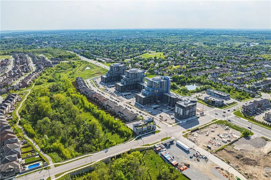 460 Dundas Street E, #327
