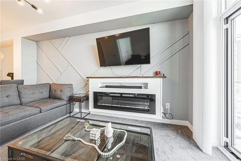460 Dundas Street E, #327