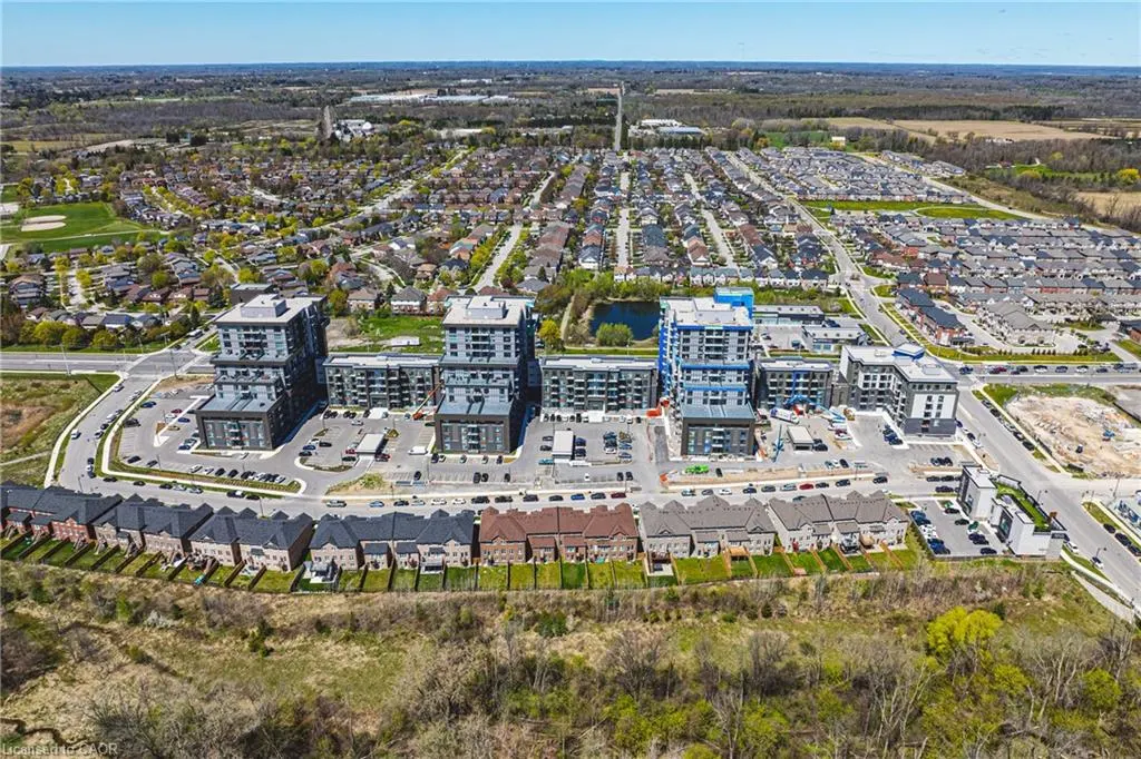 460 Dundas Street E, #327