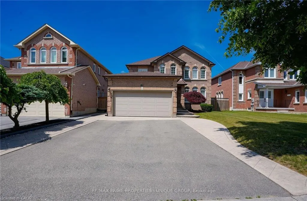 81 Deib Crescent