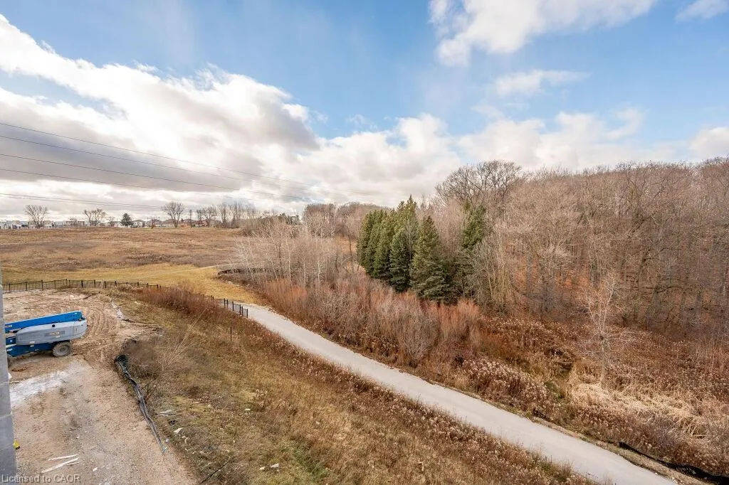261 Woodbine Avenue, #36