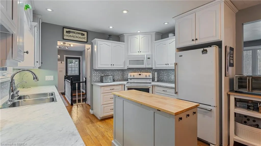 863 Windham 12 Road