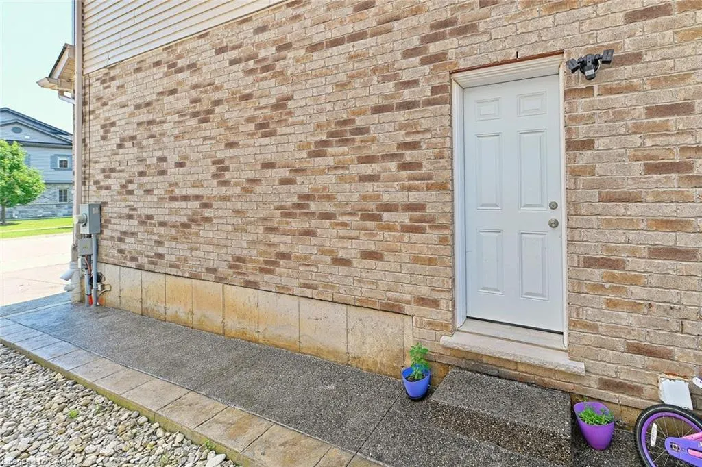 6 Wildflower Street
