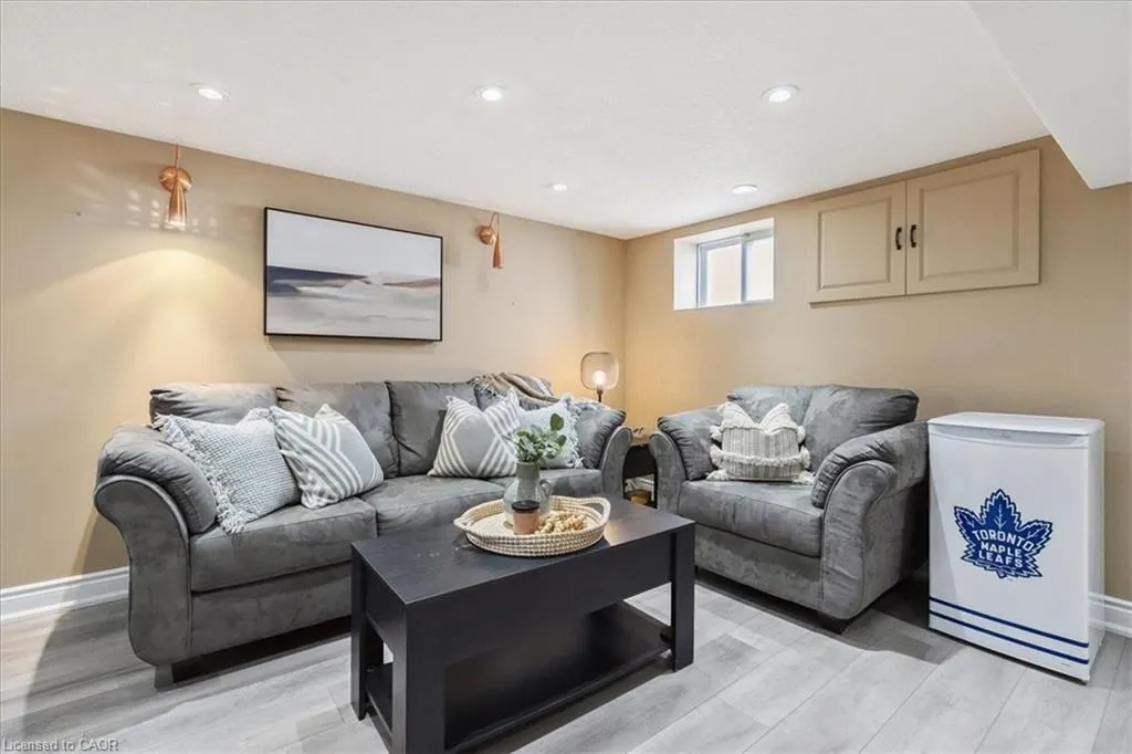 269 East 25th Street
