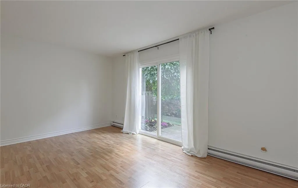 125 Livingston Avenue, #5